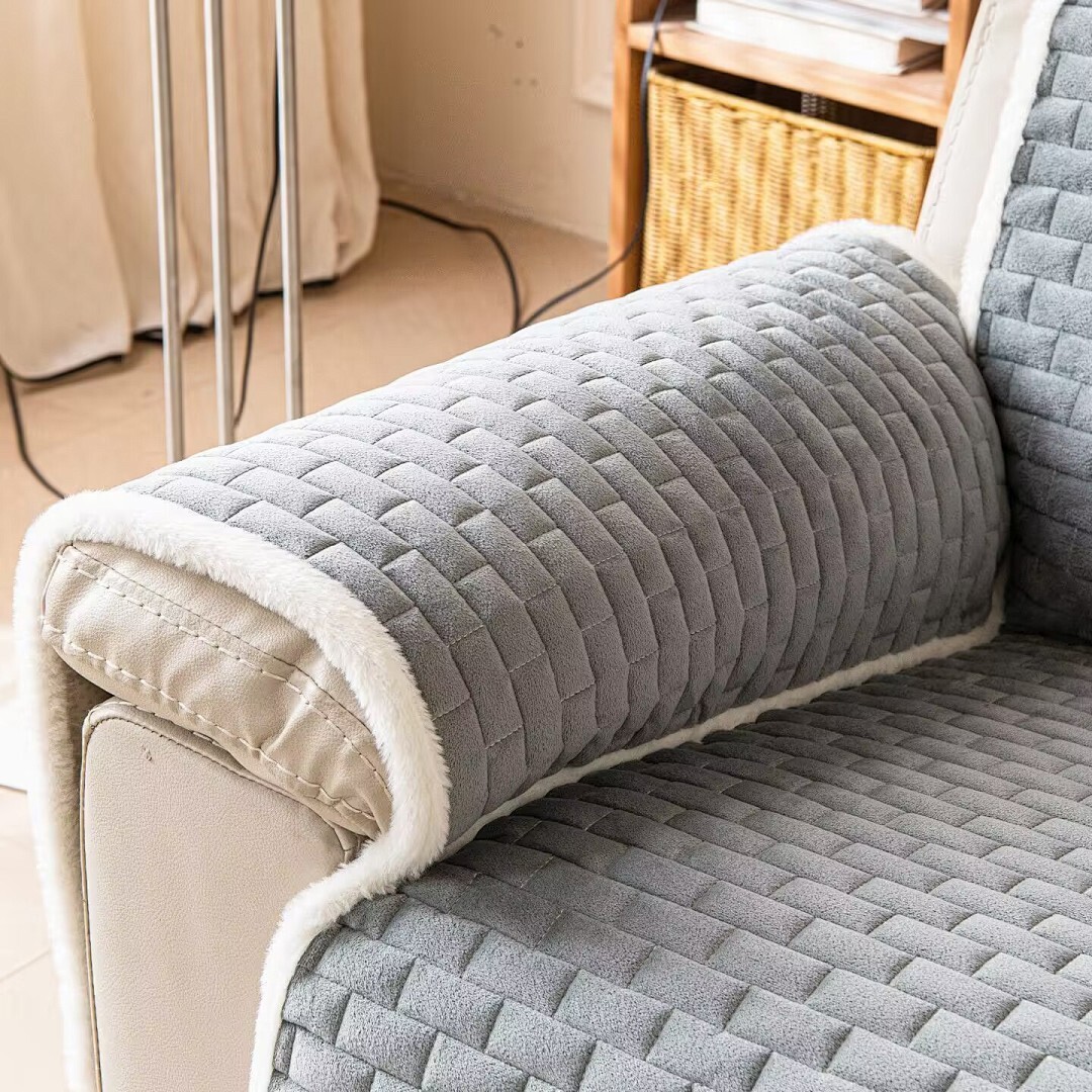 Non-Slip Sofa Cushion Flannel  - Velvet Cushion Cover のレビューと価格