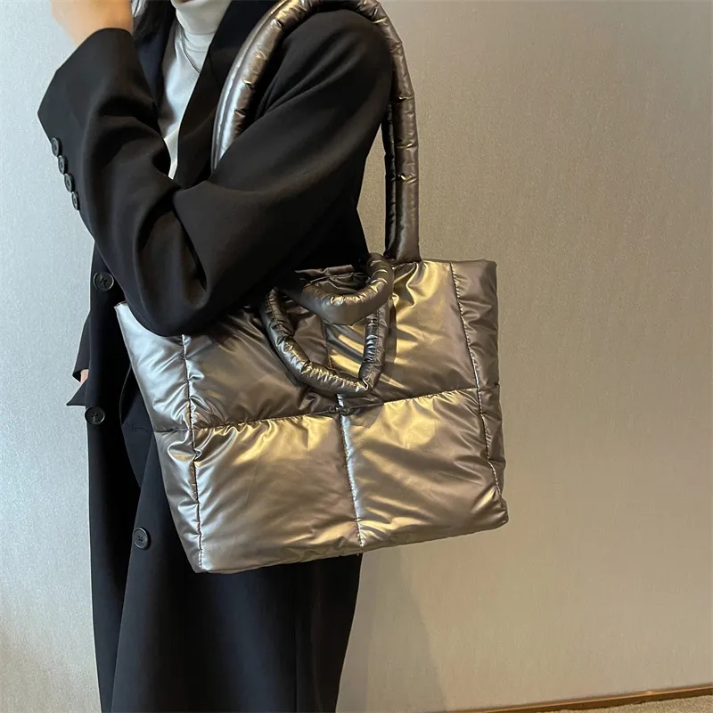Designer Puffy Shoulder Bag Wo - Interior Design Warm のレビューと価格
